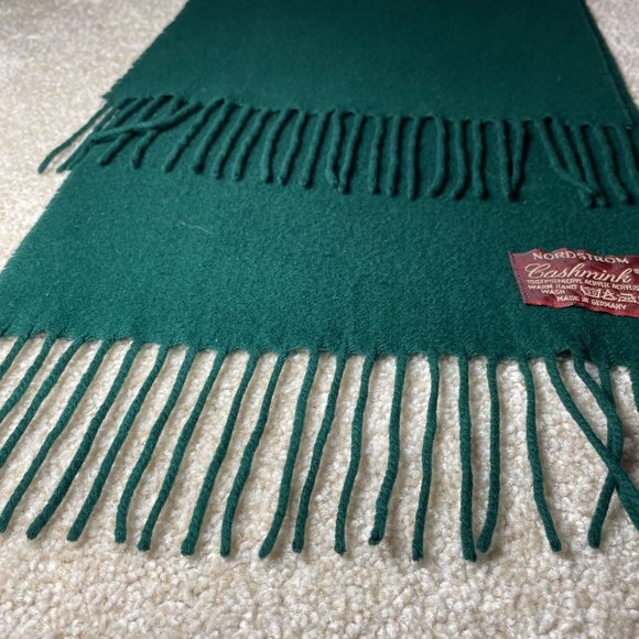 Nordstrom Cashmink Green Scarf (Made in Germany) - Picture 3 of 4